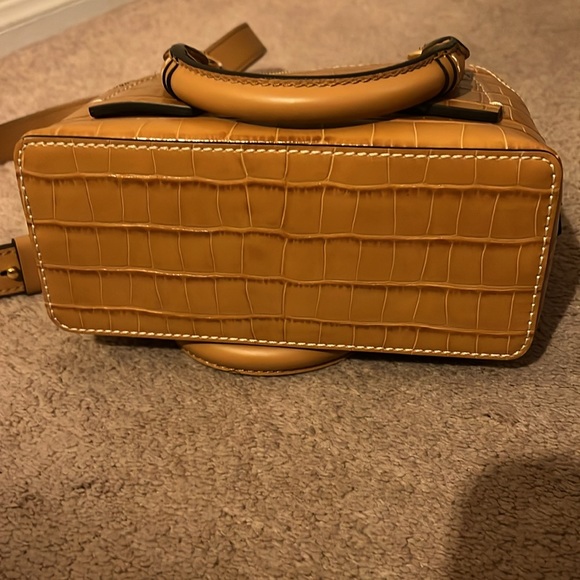 Chloe Small Daria Bag-Autumnal Brown Croc Embossed Leather - Picture 8 of 11
